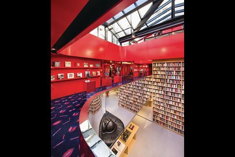 The same format is planned for the Sonia Rykiel shops in Tokyo and London